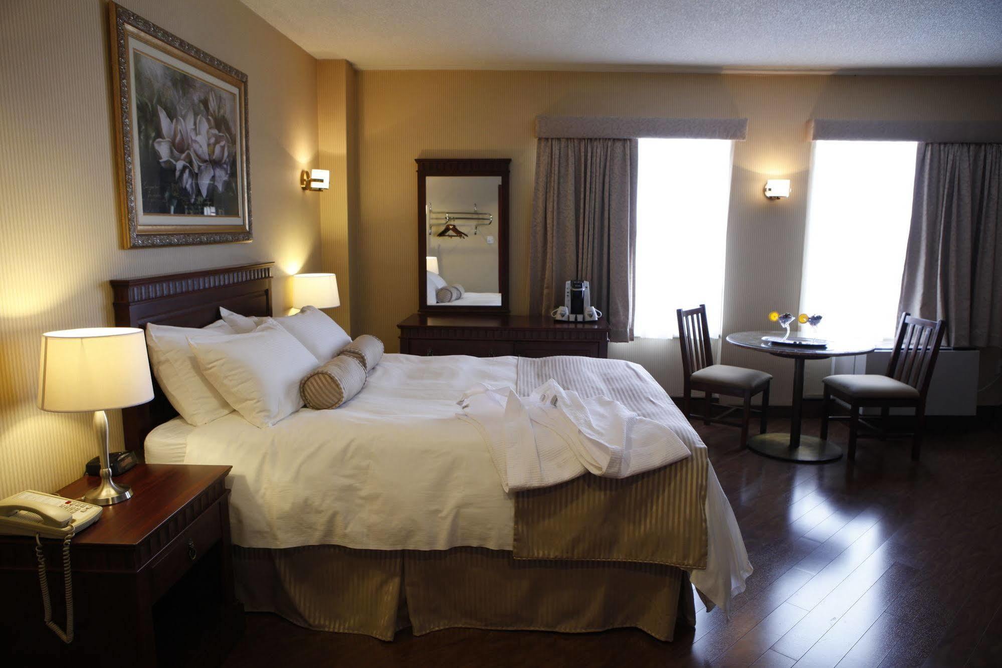 Hotel Du Jardin Saint-Félicien Eksteriør billede